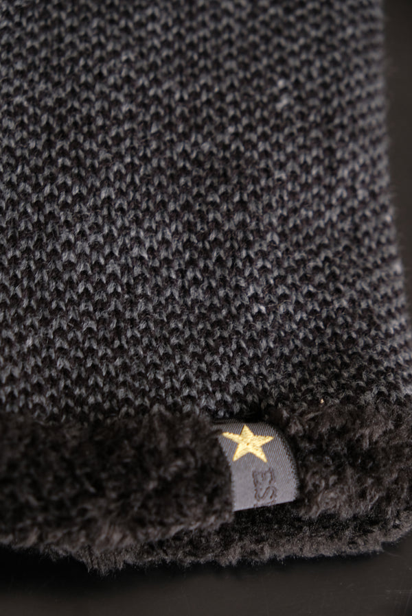 Hat with neck warmer AAE388